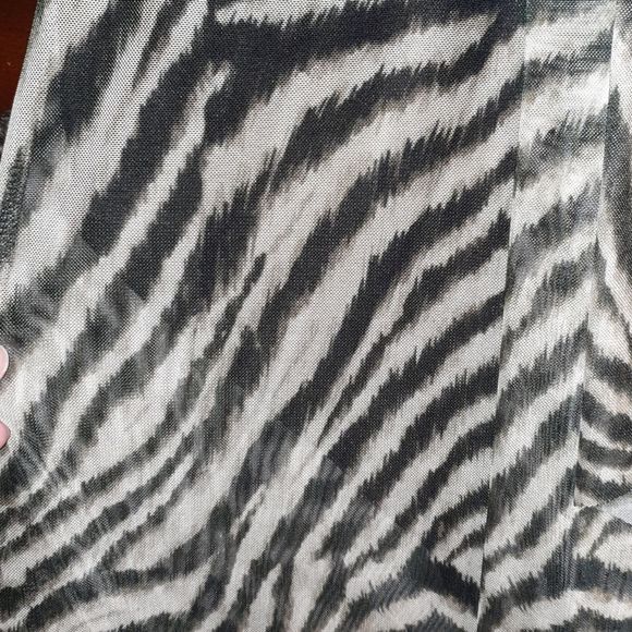 NWT Asos Zebra Print Ruffle Split Midi Skirt sz 4 - Picture 3 of 4